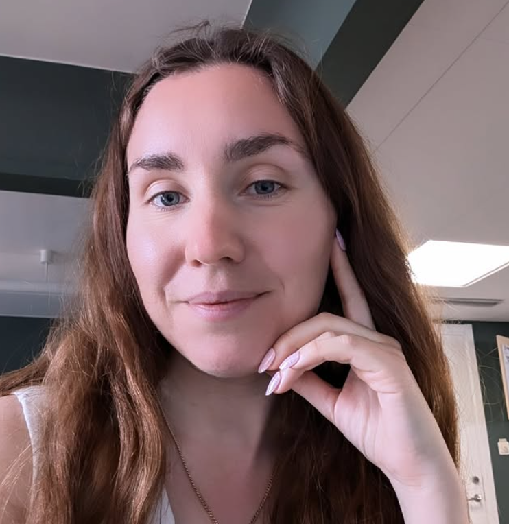 Elina - Co-founder of tête-à-tête